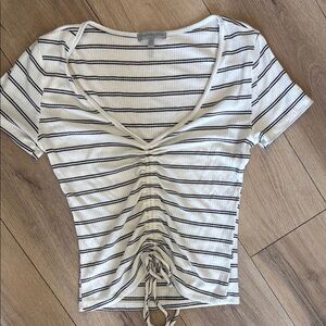 Charlotte Russe White and Gray Ruched Tie Front T-Shirt